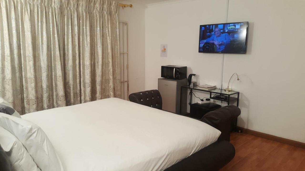 Simbasun Cottages Midrand Exteriér fotografie