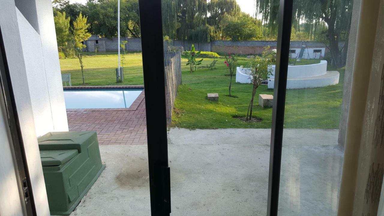 Simbasun Cottages Midrand Exteriér fotografie