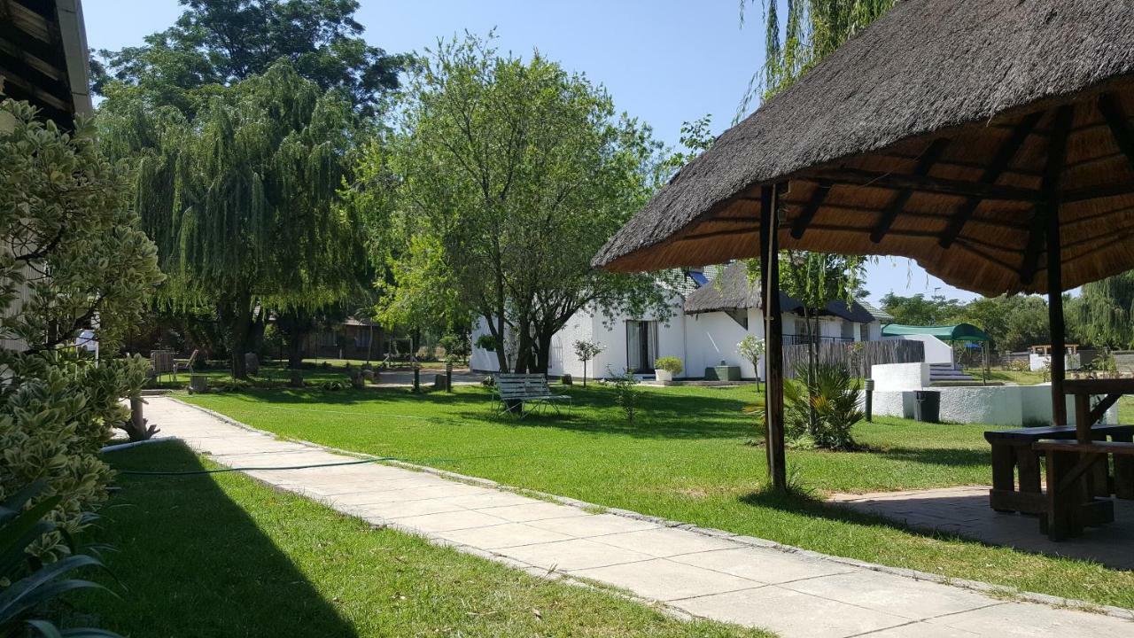 Simbasun Cottages Midrand Exteriér fotografie