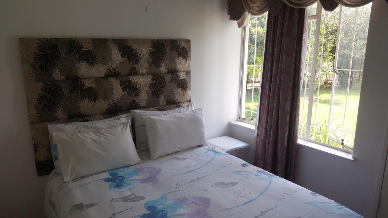 Simbasun Cottages Midrand Exteriér fotografie